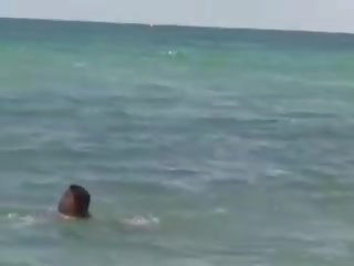 Il mio asiatico pollastrella su miami spiaggia